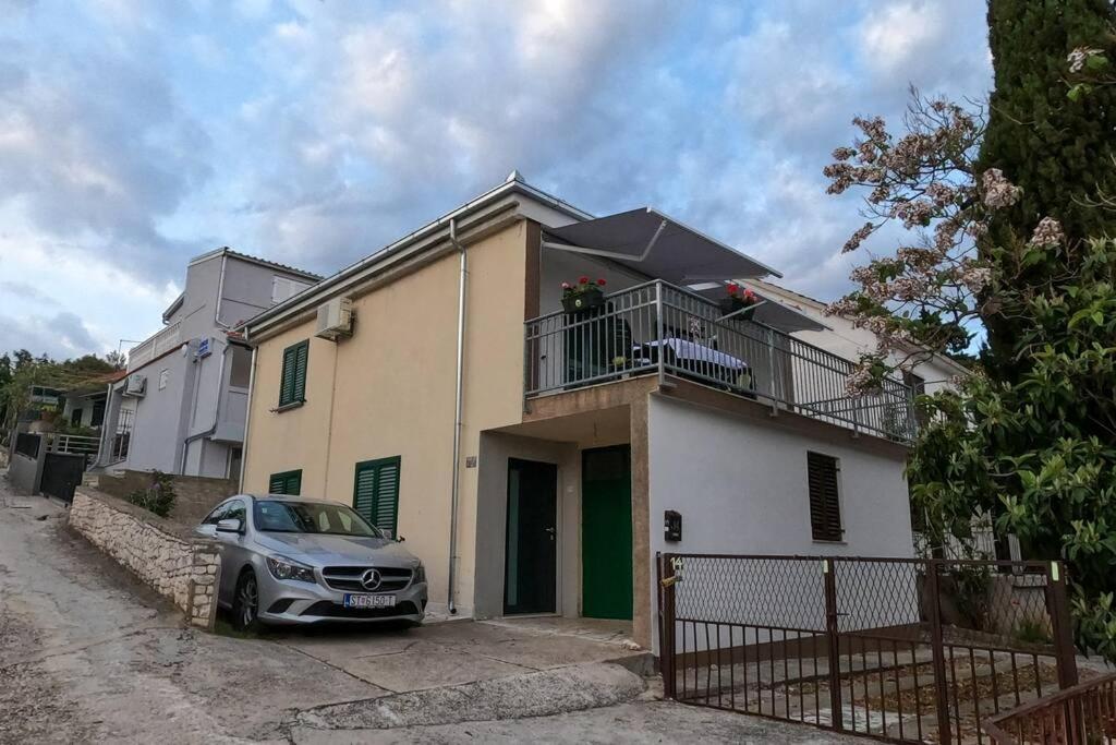 Kn House With Two Apartments Near Sea Rogoznica (Sibenik-Knin) Exterior foto